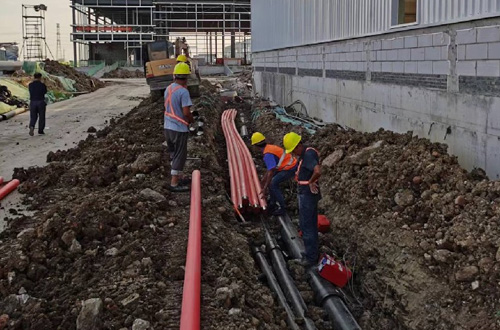 六安工厂监控外围管道预埋施工